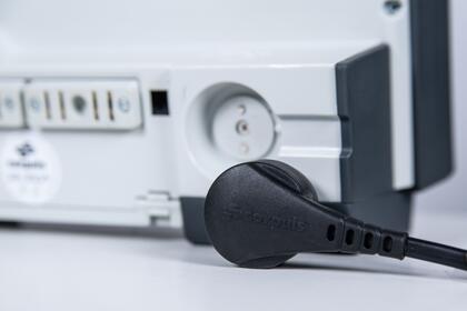 Stromversorgung über MagCode-Stecker